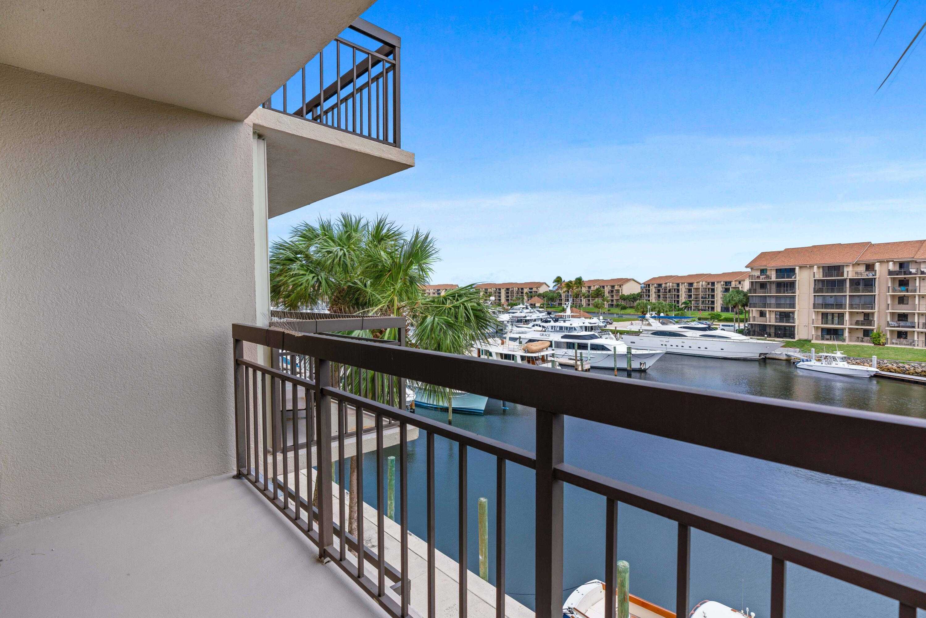 photo 3: 2301 Marina Isle Way Unit 406, Jupiter FL 33477