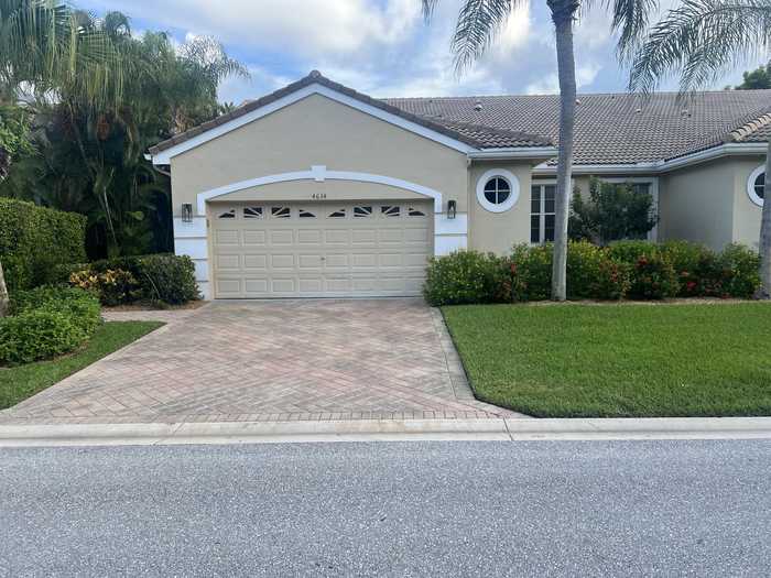 photo 2: 4634 Carlton Golf Drive, Lake Worth FL 33449