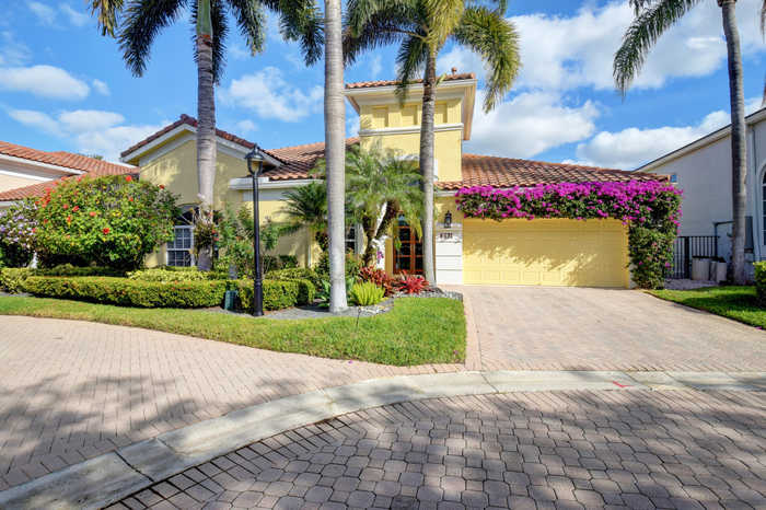 photo 1: 6531 Somerset Circle, Boca Raton FL 33496