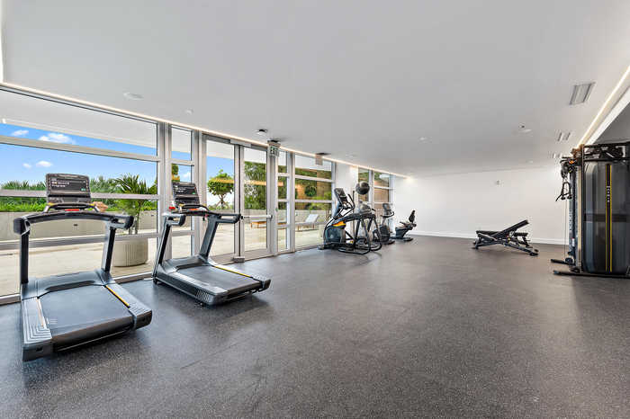 photo 16: 3100 Ocean Drive Unit 1406 P, Singer Island FL 33404