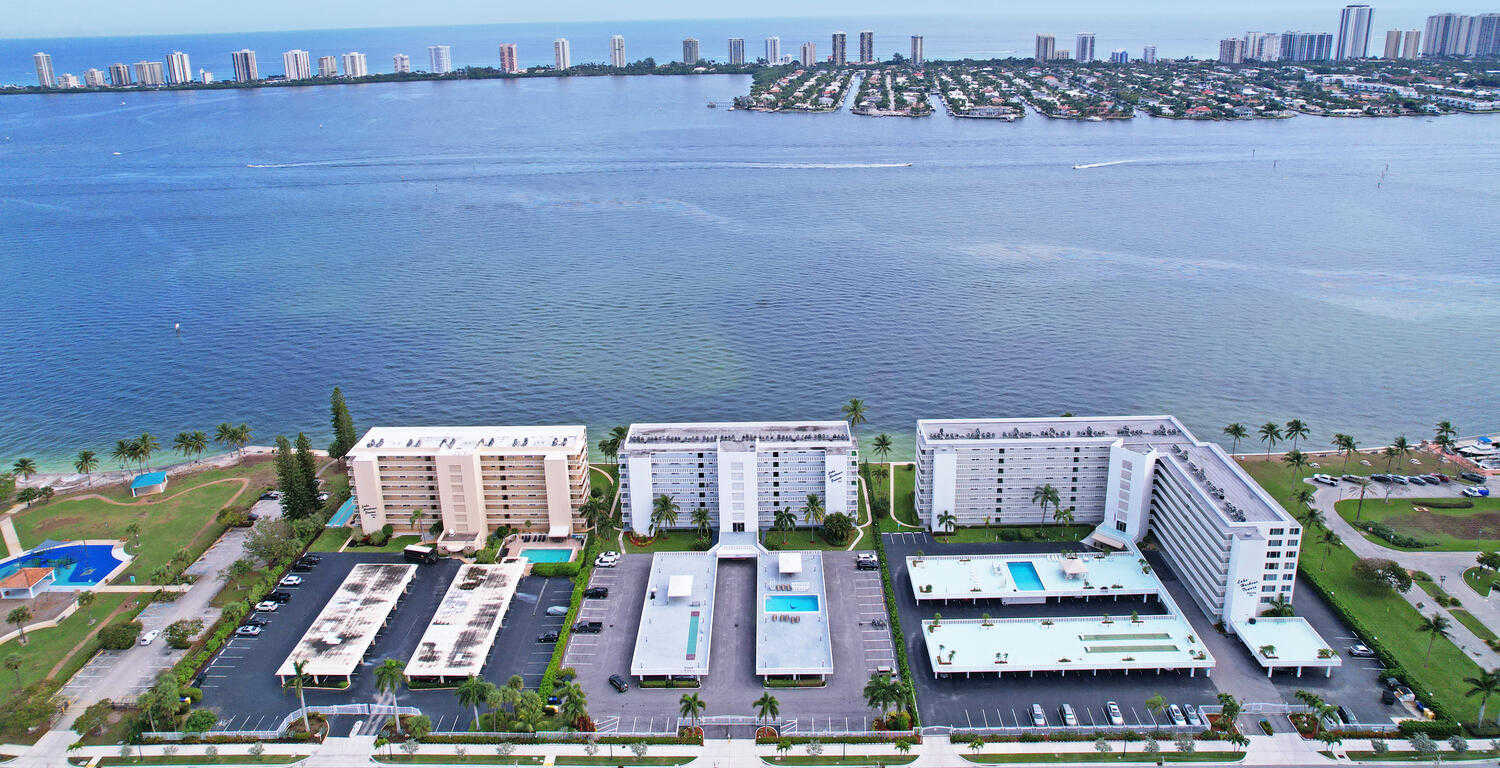 photo 2: 401 Lake Shore Drive Unit 305, Lake Park FL 33403