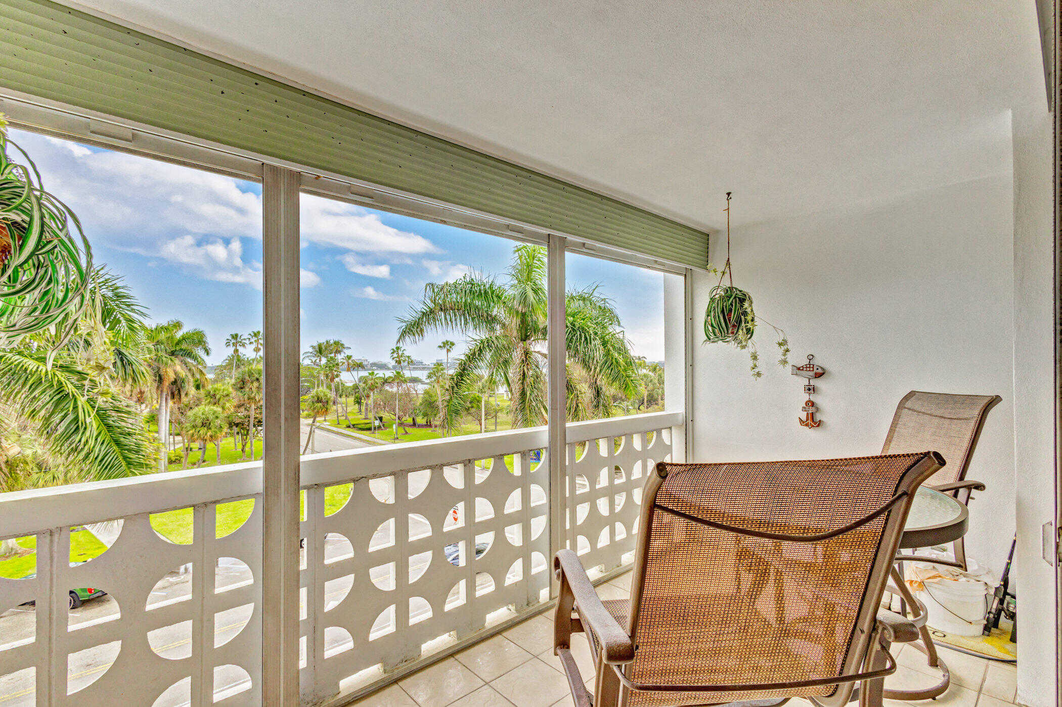 photo 3: 1 Golfview Road Unit 503, Lake Worth Beach FL 33460