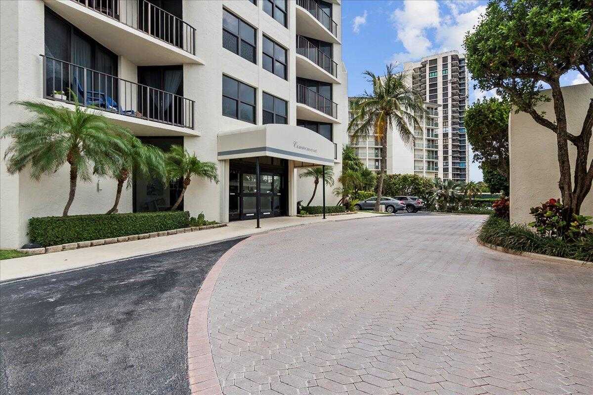 photo 2: 5420 Ocean Drive Unit 604, Singer Island FL 33404