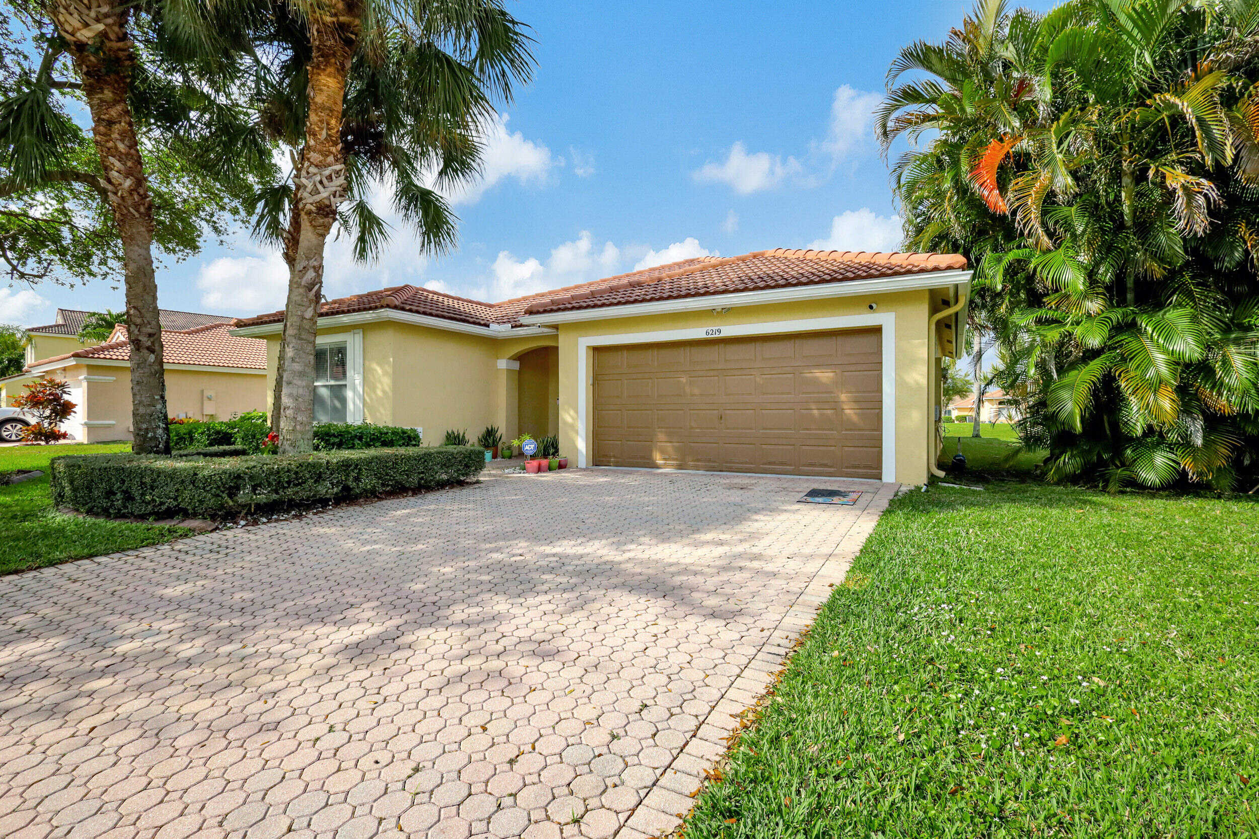 photo 3: 6219 Sand Hills Circle, Lake Worth FL 33463