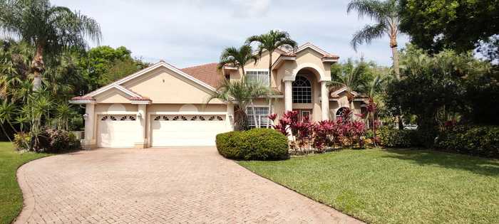 photo 1: 1412 Bent Pine Cove, Port Saint Lucie FL 34986