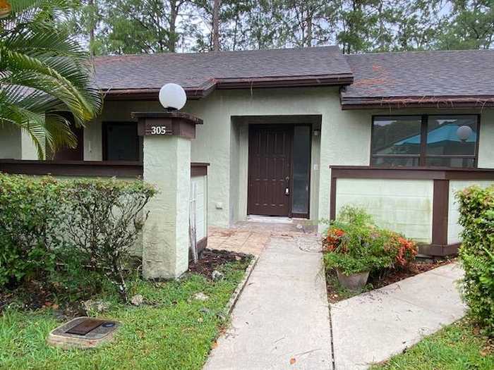 photo 2: 305 Cactus Hill Court, Royal Palm Beach FL 33411