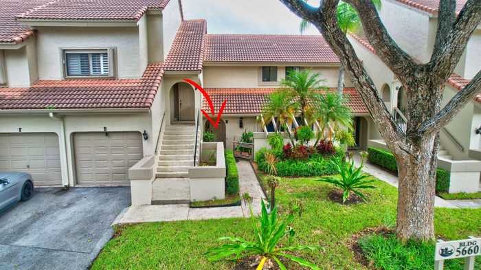 photo 1: 5660 Coach House Circle Unit B, Boca Raton FL 33486