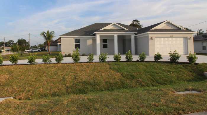 photo 1: 5632 Crocus Avenue, Port Saint Lucie FL 34986