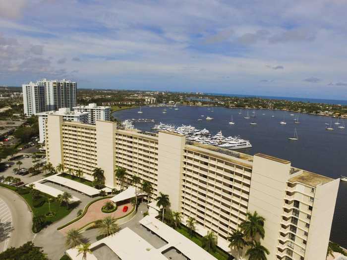 photo 1: 132 Lakeshore Drive Unit 718, North Palm Beach FL 33408