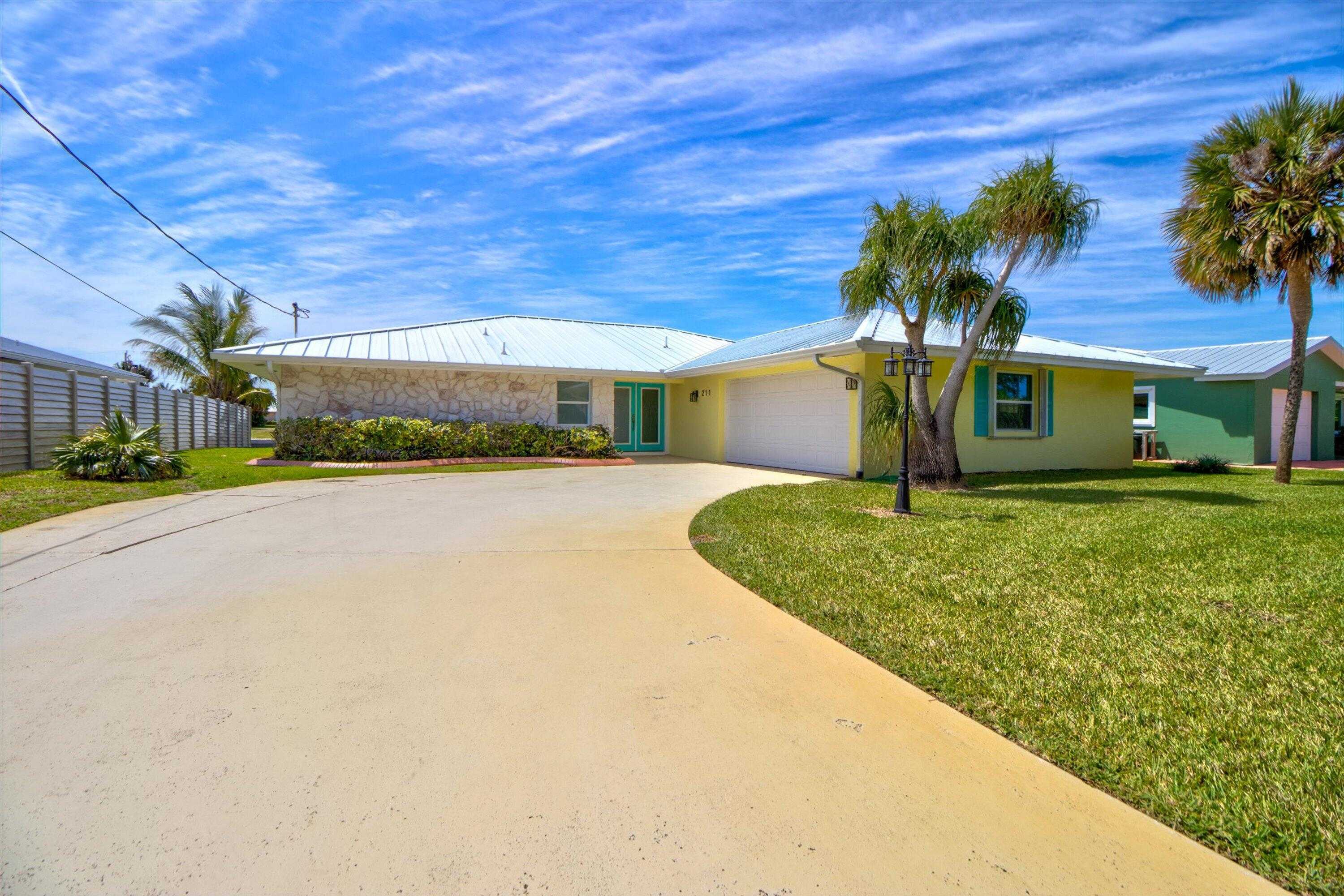 photo 3: 211 Marina Drive, Hutchinson Island FL 34949