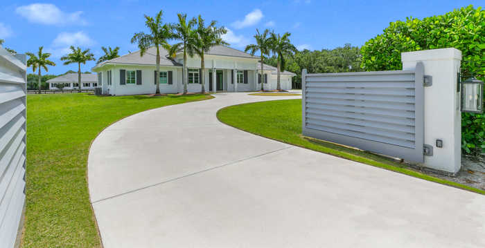 photo 2: 15600 Ocean Breeze Lane, Wellington FL 33414