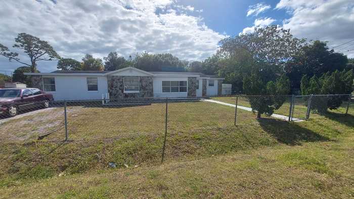 photo 2: 2000 51st Street, Fort Pierce FL 34947