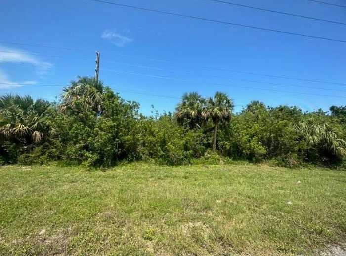 photo 2: 5414 Us Highway 1 Highway, Fort Pierce FL 34946