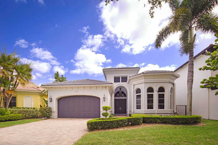 photo 1: 17857 Villa Club Way, Boca Raton FL 33496