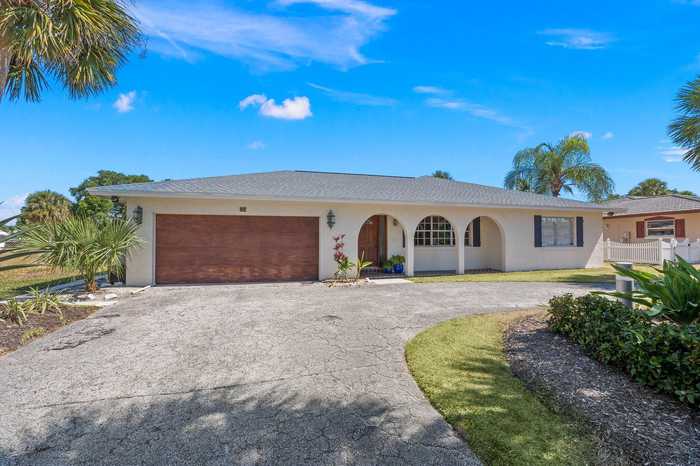 photo 2: 12 Sovereign Way, Hutchinson Island FL 34949