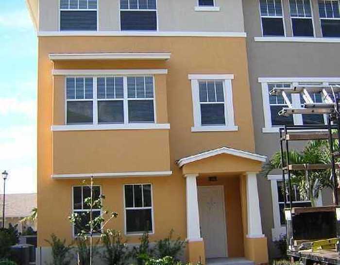 photo 1: 840 Marina Del Ray Lane Unit 1, West Palm Beach FL 33401