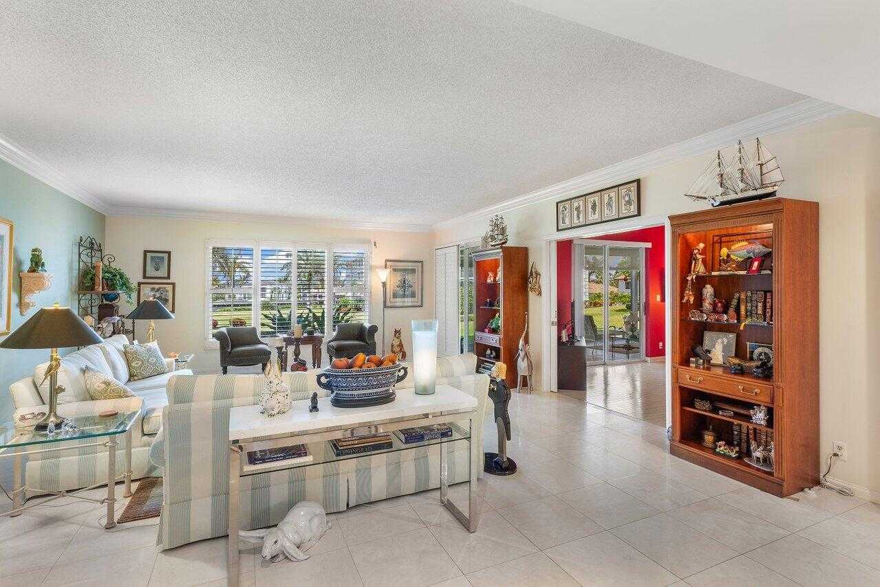 photo 3: 2150 Ocean Boulevard Unit 4-B, Delray Beach FL 33483