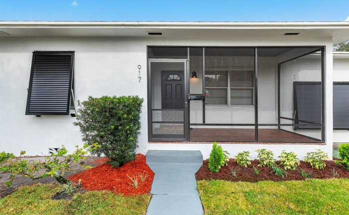 photo 1: 917 Ocean Breeze, Lake Worth Beach FL 33460