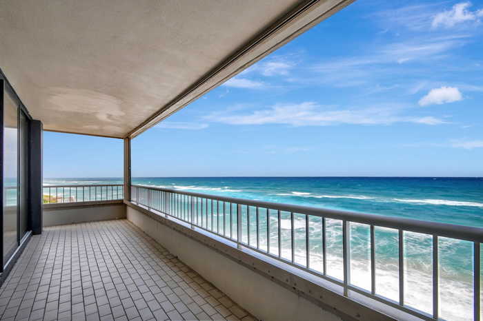 photo 1: 5250 Ocean Drive Unit 4n, Riviera Beach FL 33404