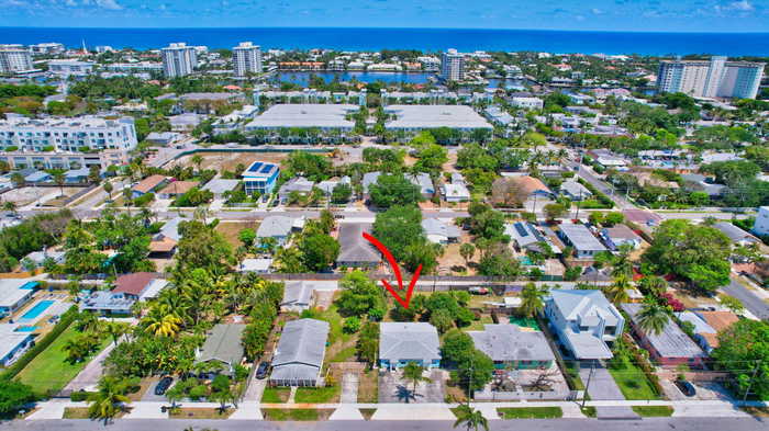 photo 2: 327 3rd Avenue, Delray Beach FL 33483