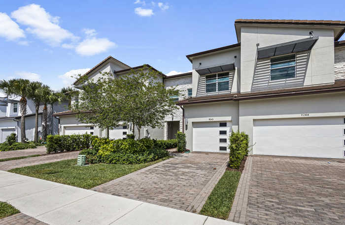 photo 2: 9040 Kingsmoor Way, Lake Worth FL 33467