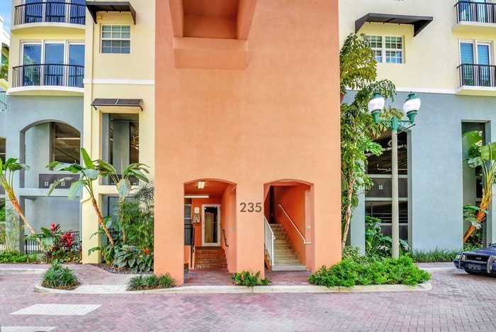 photo 1: 235 1st Street Unit 403, Delray Beach FL 33444