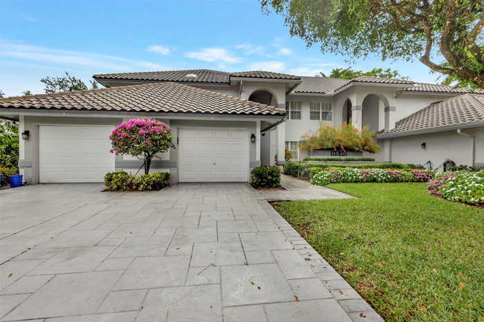 photo 1: 11530 Briarwood Circle Unit 3, Boynton Beach FL 33437