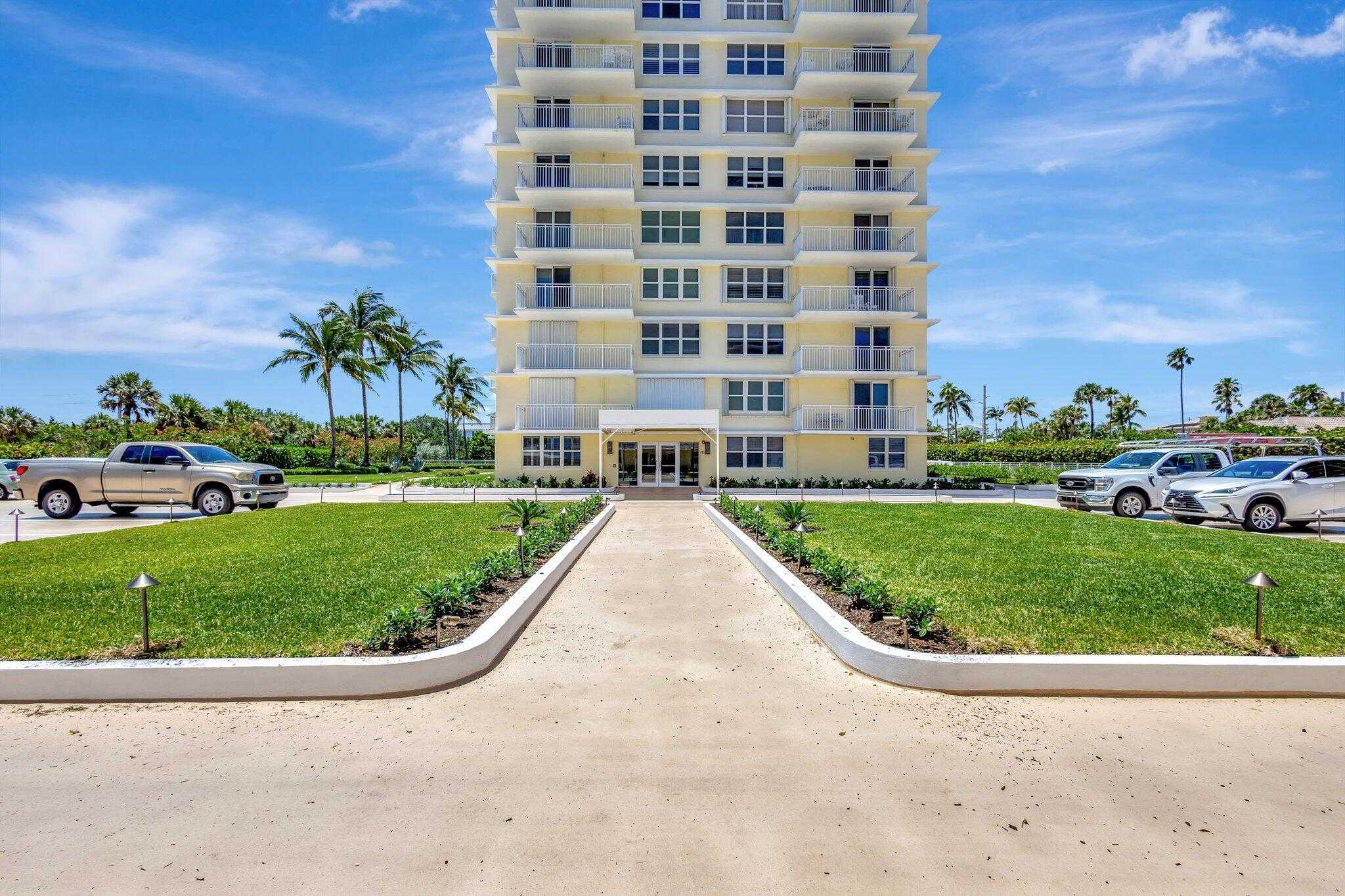 photo 1: 500 Ocean Drive Unit W-1a, Juno Beach FL 33408