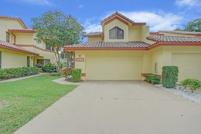 photo 2: 5295 10th Fairway Drive Unit 1, Delray Beach FL 33484