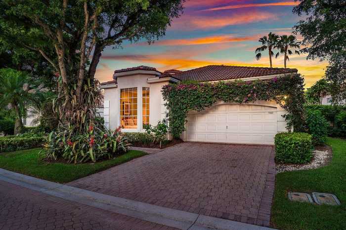 photo 1: 329 Sunset Bay Lane, Palm Beach Gardens FL 33418