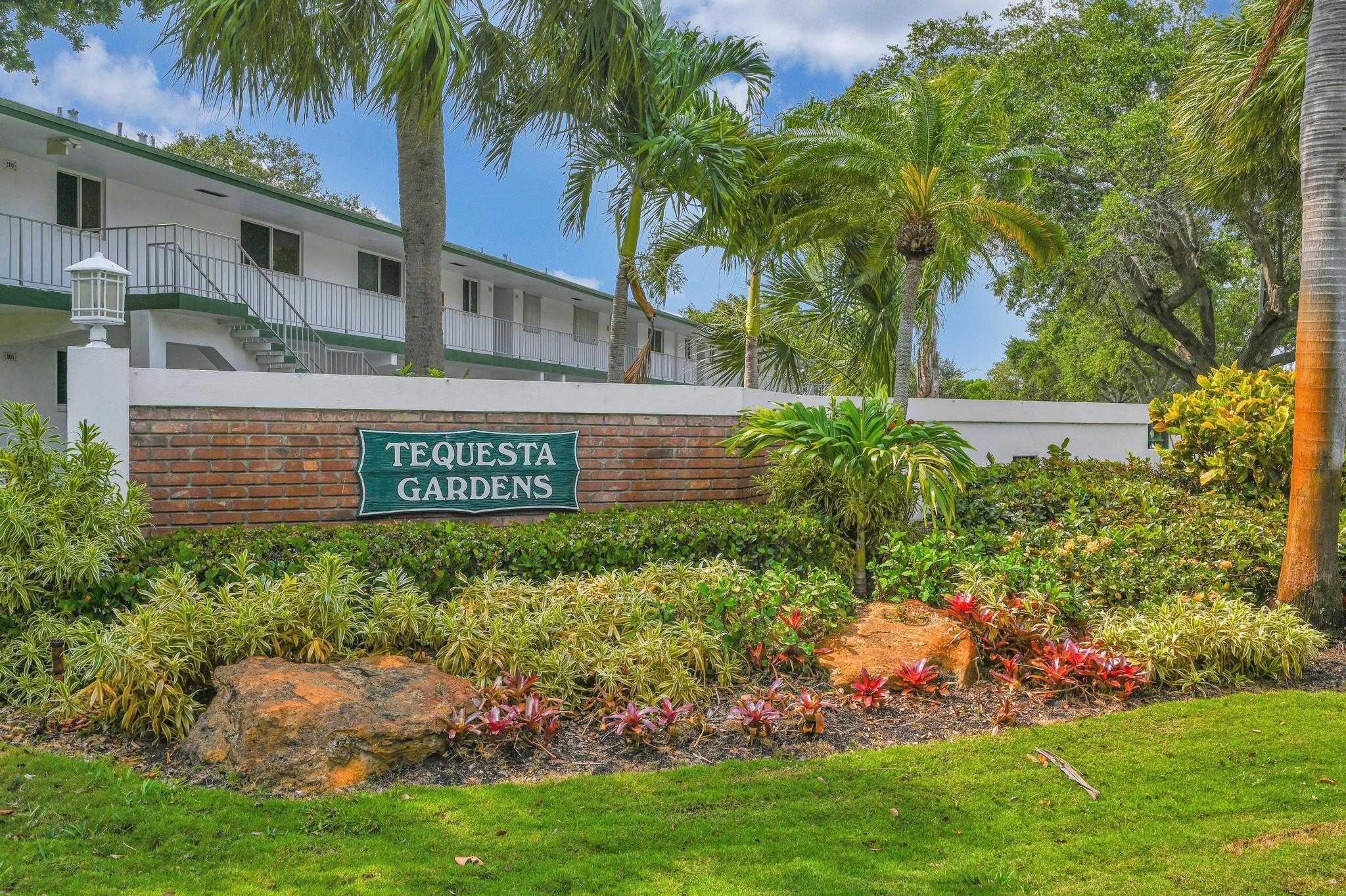 photo 1: 5 Westwood Avenue Unit 102d, Tequesta FL 33469