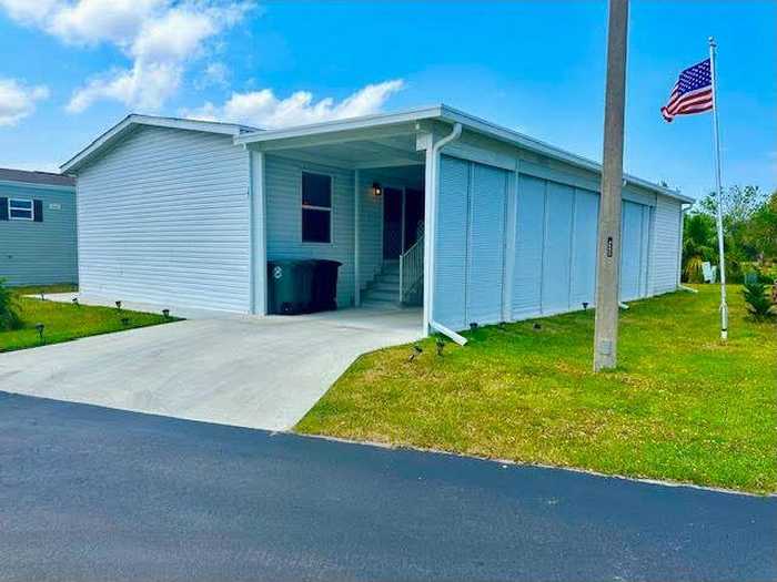 photo 1: 347 Mockingbird Avenue, Fort Pierce FL 34982