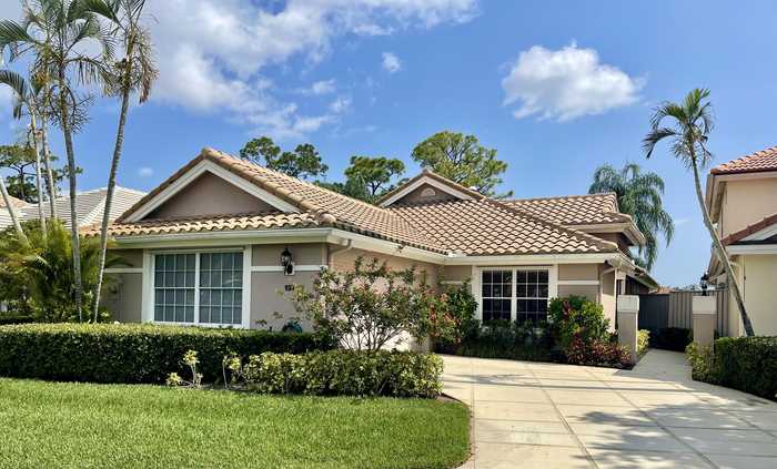 photo 1: 157 Eagleton Court, Palm Beach Gardens FL 33418