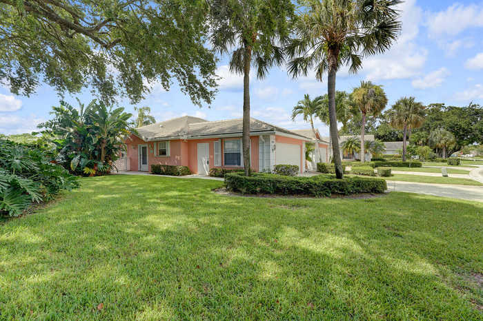 photo 1: 4170 Royal Oak Drive, Palm Beach Gardens FL 33410