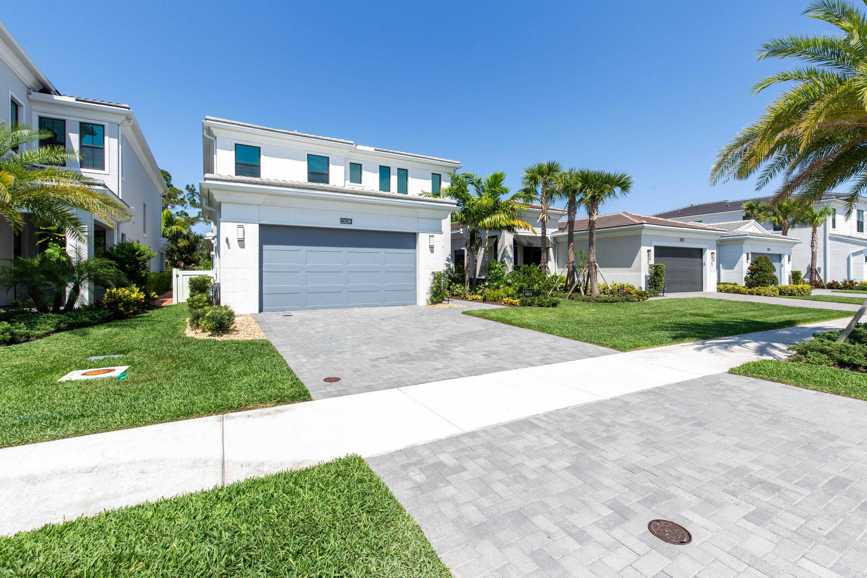 photo 3: 13138 Artisan Circle, Palm Beach Gardens FL 33418