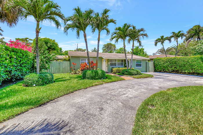 photo 2: 2016 2nd Avenue, Delray Beach FL 33444