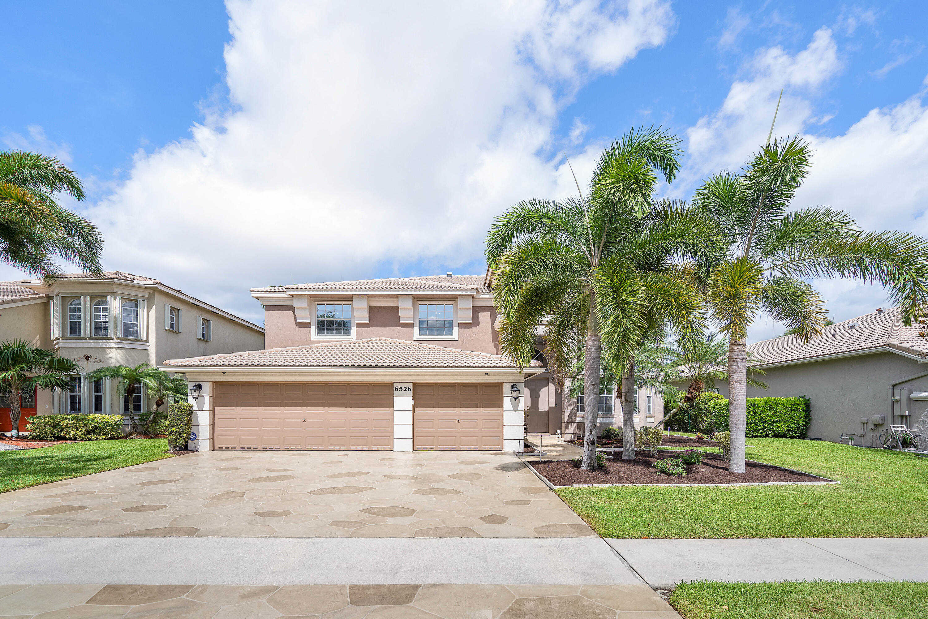 photo 3: 6526 Stonehurst Circle, Lake Worth FL 33467