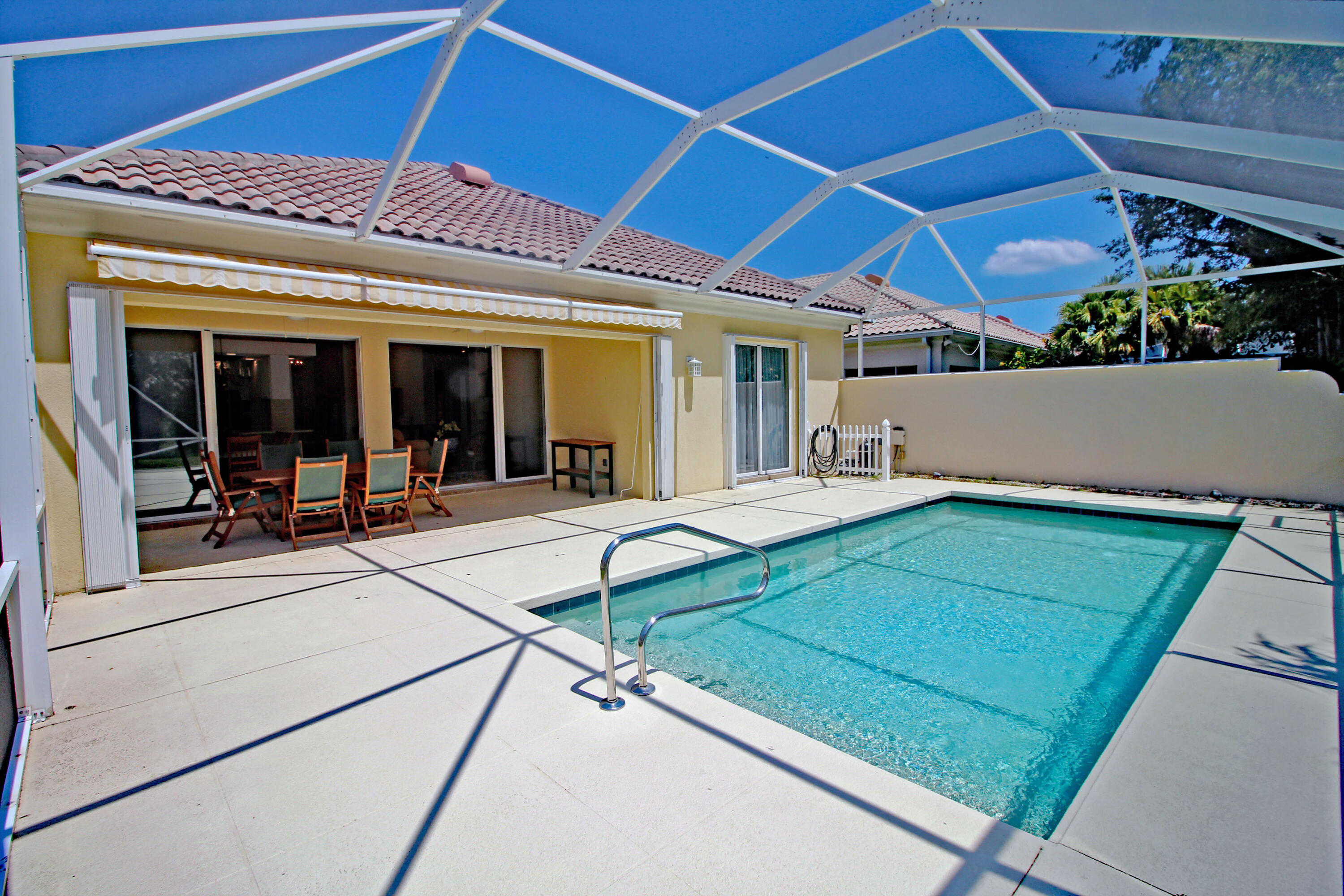 photo 3: 8844 Retreat Drive, Hobe Sound FL 33455