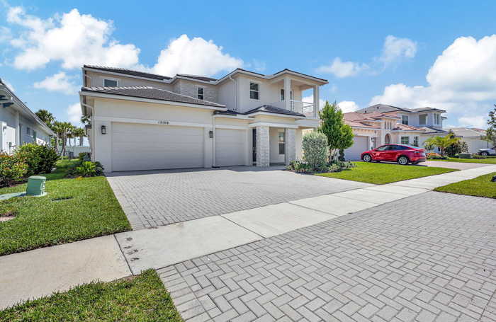 photo 2: 12108 Waterstone Circle, Palm Beach Gardens FL 33412