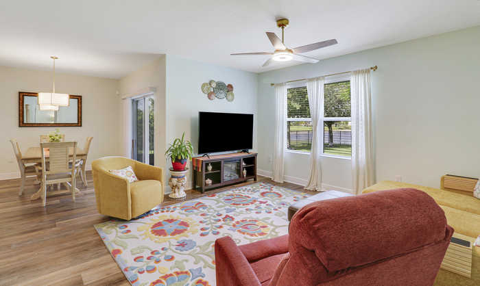 photo 2: 2138 Harwick Circle, Vero Beach FL 32968