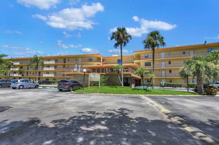 photo 2: 9273 8th Street Unit 319, Boca Raton FL 33428