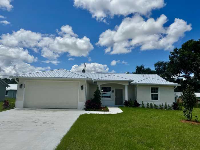 photo 1: 529 36th Terrace, Okeechobee FL 34974