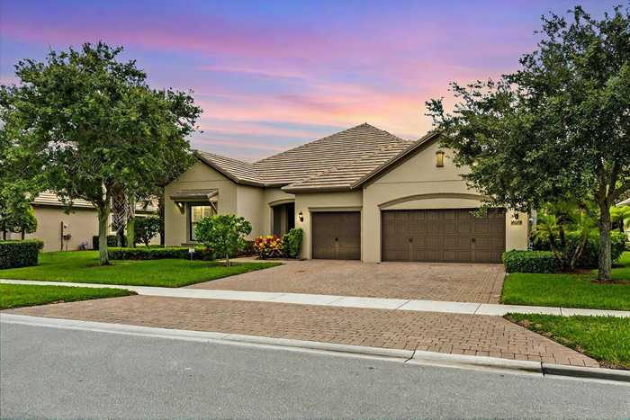 photo 2: 4615 Siena Circle, Wellington FL 33414