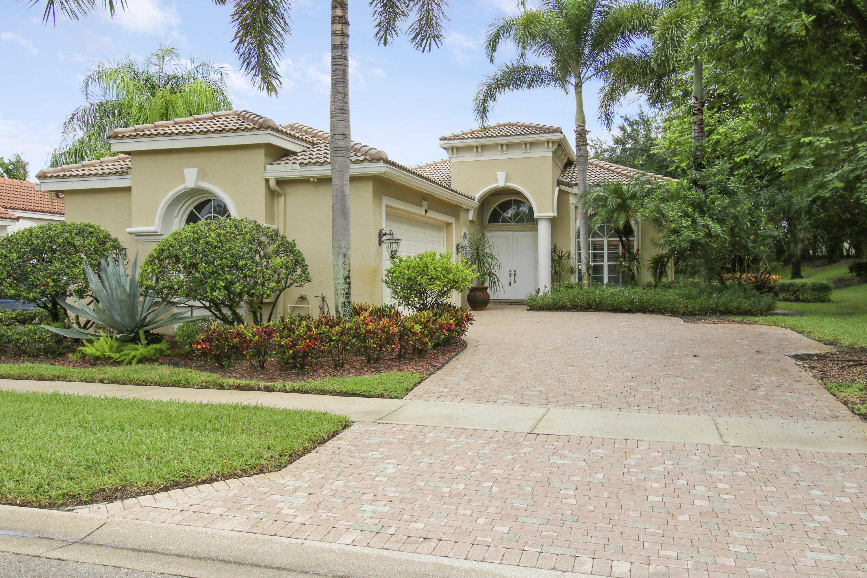 photo 2: 10689 Northgreen Drive, Lake Worth FL 33449