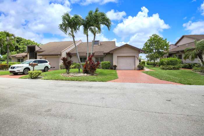 photo 1: 4761 Fountains Drive, Lake Worth FL 33467