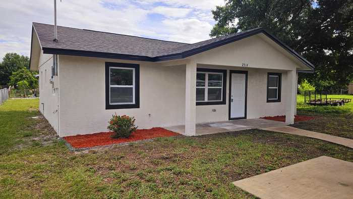 photo 2: 2514 Ave Q, Fort Pierce FL 34947