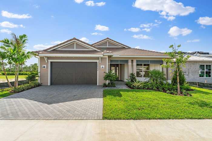 photo 1: 10044 Timber Creek Way, Palm Beach Gardens FL 33412