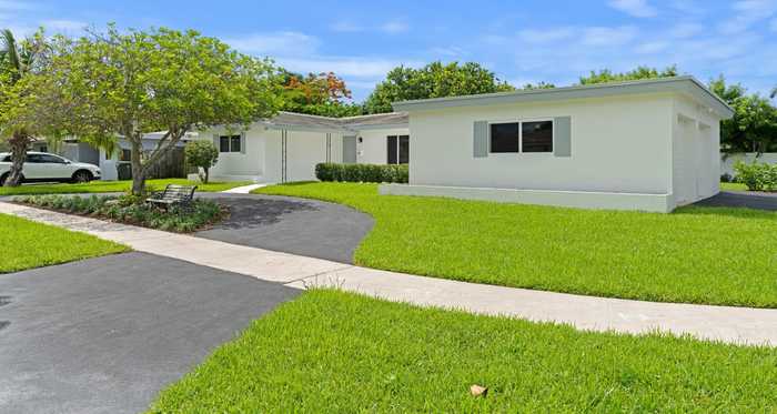 photo 2: 300 24th Street, Boca Raton FL 33431