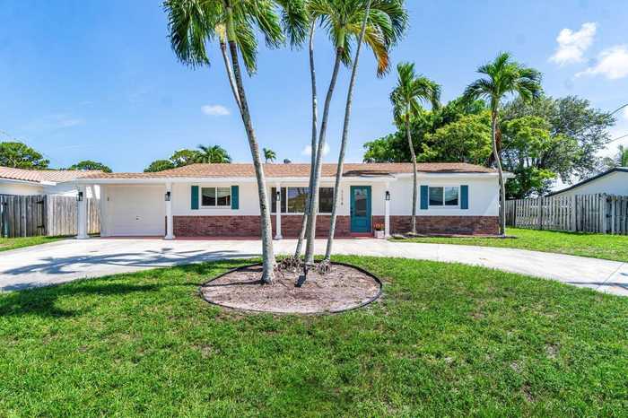 photo 1: 1174 28th Avenue, Boynton Beach FL 33426