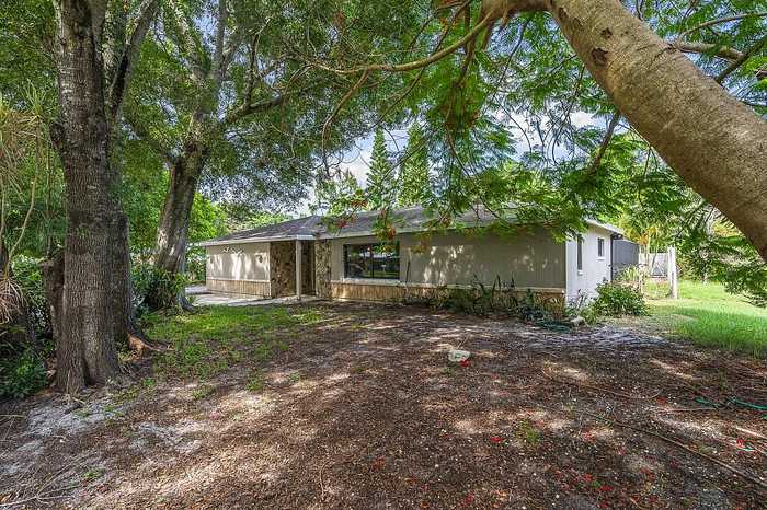 photo 1: 2606 52nd Avenue, Vero Beach FL 32966